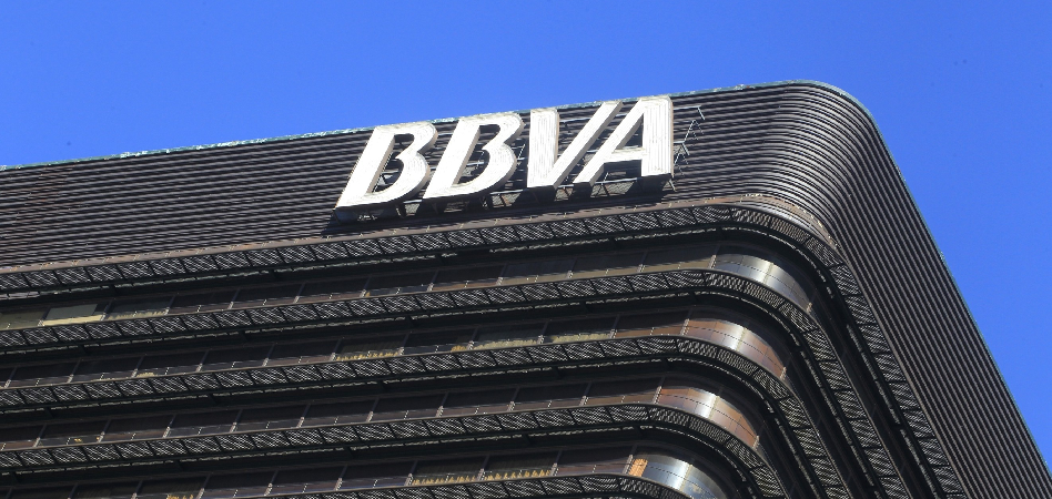 Los fondos internacionales, en pie de guerra: Apollo y Blackstone, a por parte de la cartera de BBVA